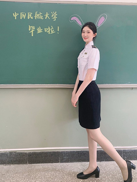 两个人看的视频日本2018：一款非常好用的手机视频播放软件