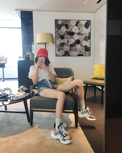 精品国产乱码久久久久久第一时间就能看最新资源，网友：更新速度超快的!