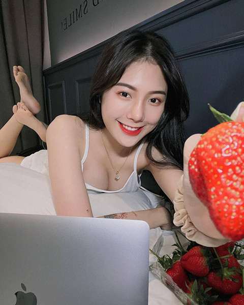 bgmbgmbgm老太太俄罗斯部分精彩内容被爆出？网友：非常劲爆！