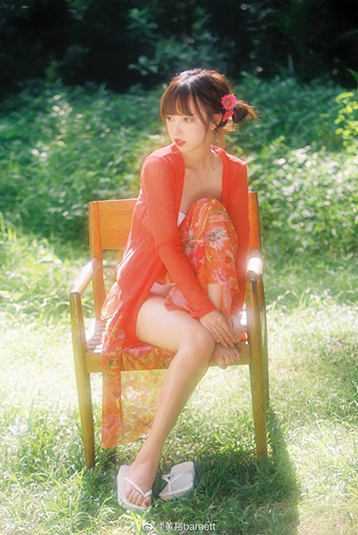 抖音妮酱含泪坦言从未吃过抽象的饭，网友莫名对自己有恶意！