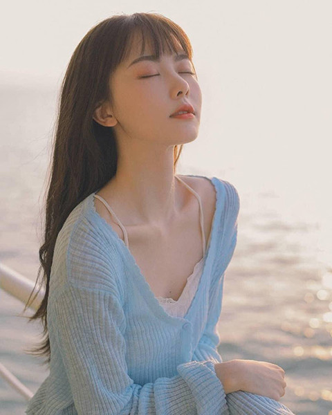 免费私人直播间哔哩哔哩：一款深受欢迎的美女短视频直播软件