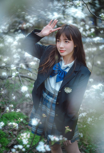 一区二三区国产好的精华液网友评价：新手还在付费,高手已经开始白嫖了